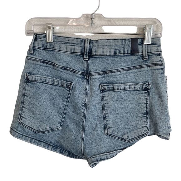 Pull & Bear Acid Wash Jeans Shorts, Size 6 - Picture 7 of 7